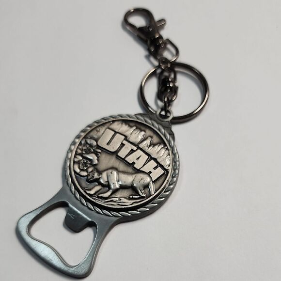 Vintage Collection Utah Silver Keychain Bottle Opener - Picture 1 of 4